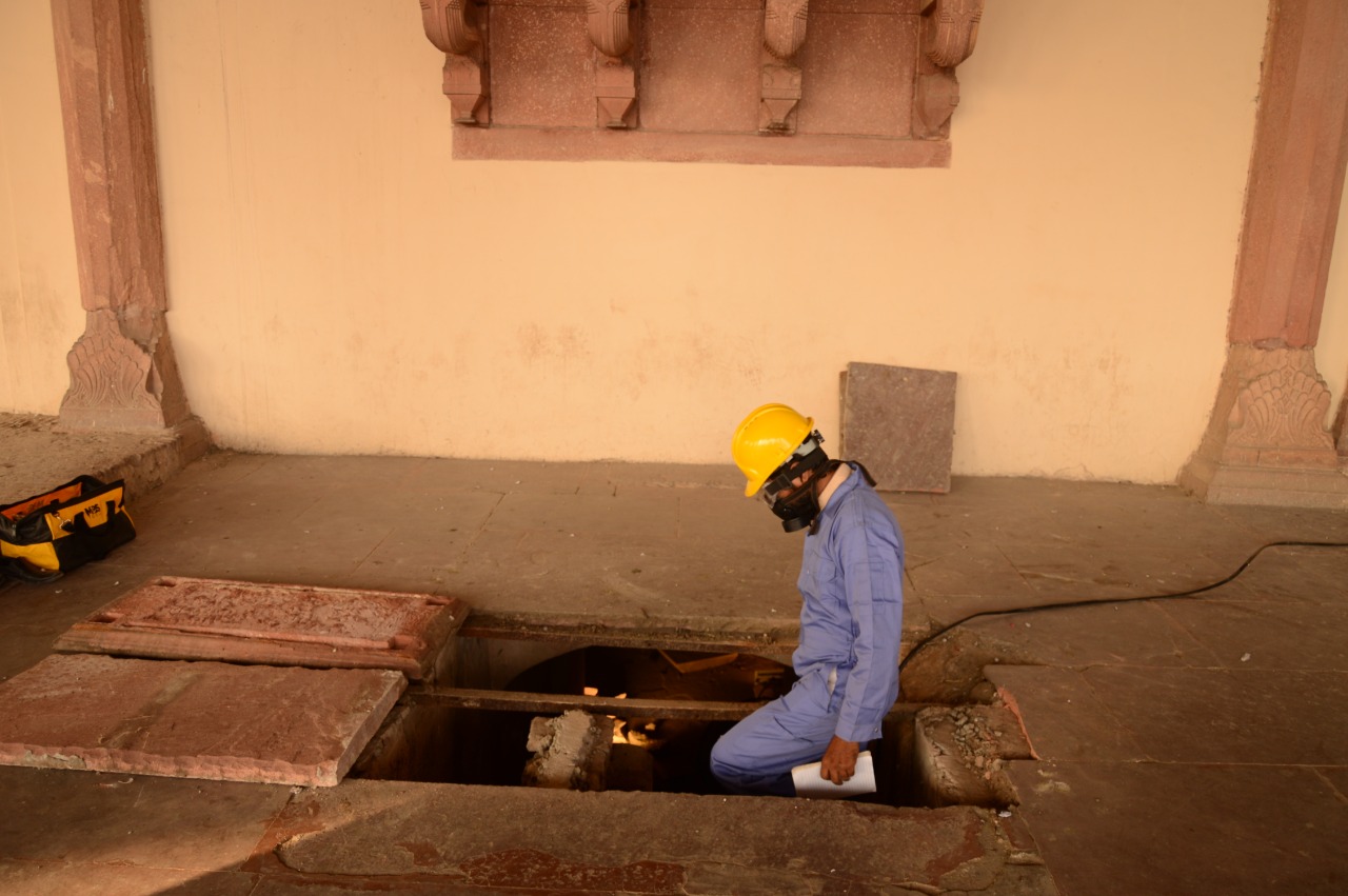 Archaeologist finds secret basement in Lahore Fort