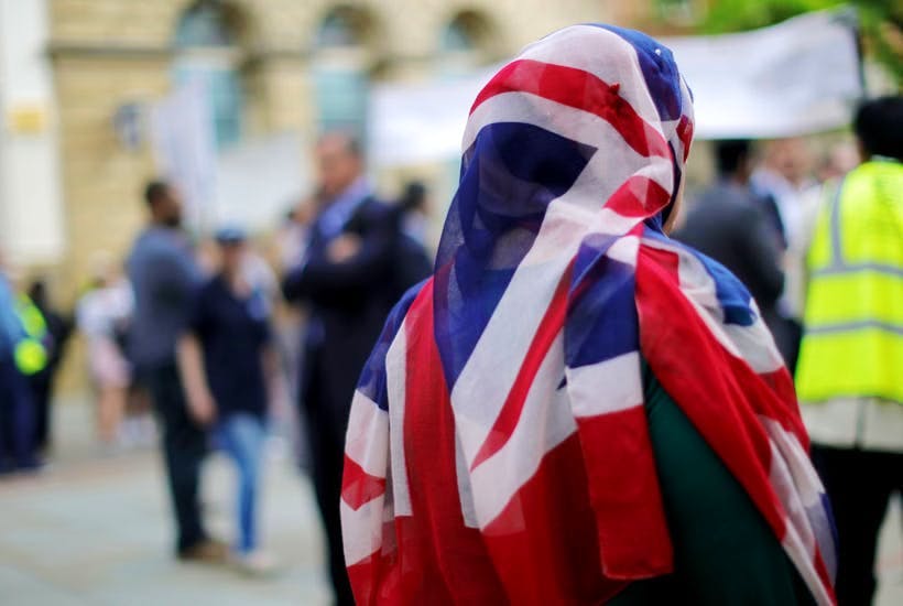 UK: Muslim voters can influence 31 marginal seats