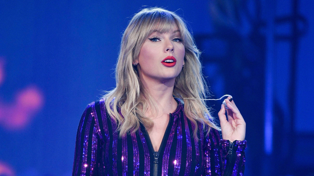 Taylor Swift accorded AMA artist of the year 2019