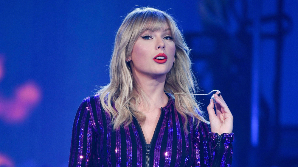 Taylor Swift accorded AMA artist of the year 2019