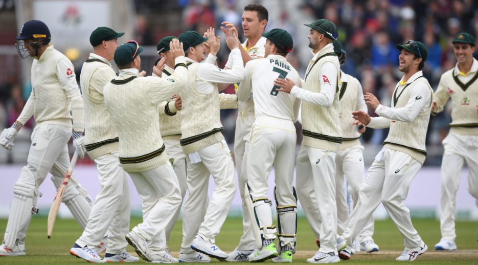 Australia trounced Pakistan by 48 runs