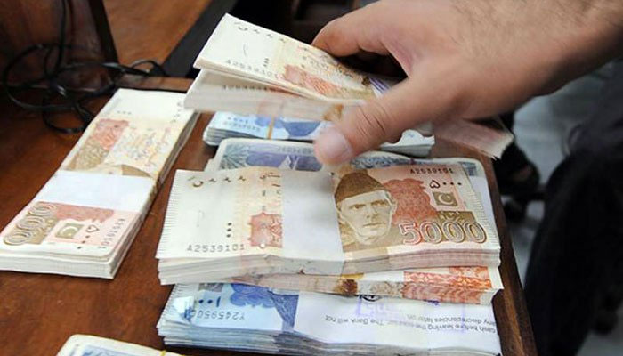 PTI govt. to adopt strict policy against use of cash couriers by businesses