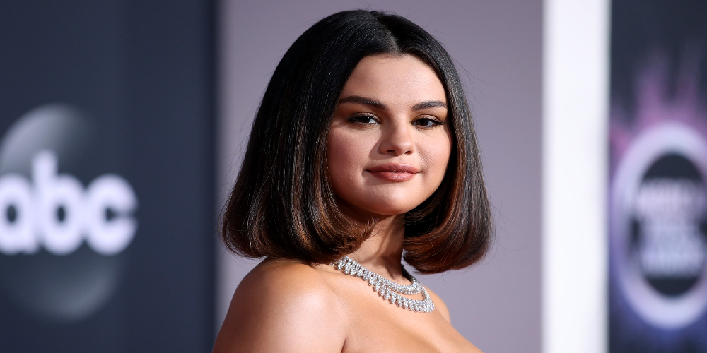 Selena Gomez looks drop dead gorgeous in her recent viral photos