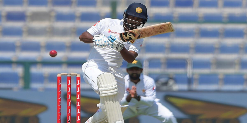 Sri Lanka struggles as Pakistan scent victory in final test