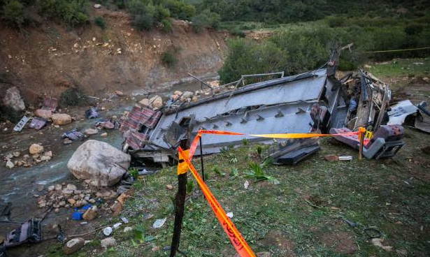 Tunisia worst bus crash kills 24, injures more 18