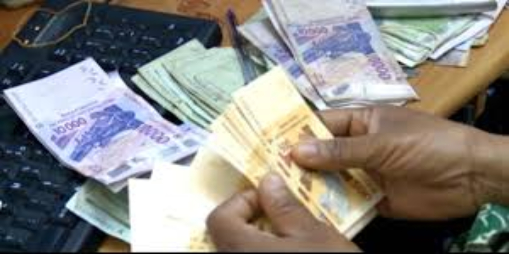 West African countries changes common currency