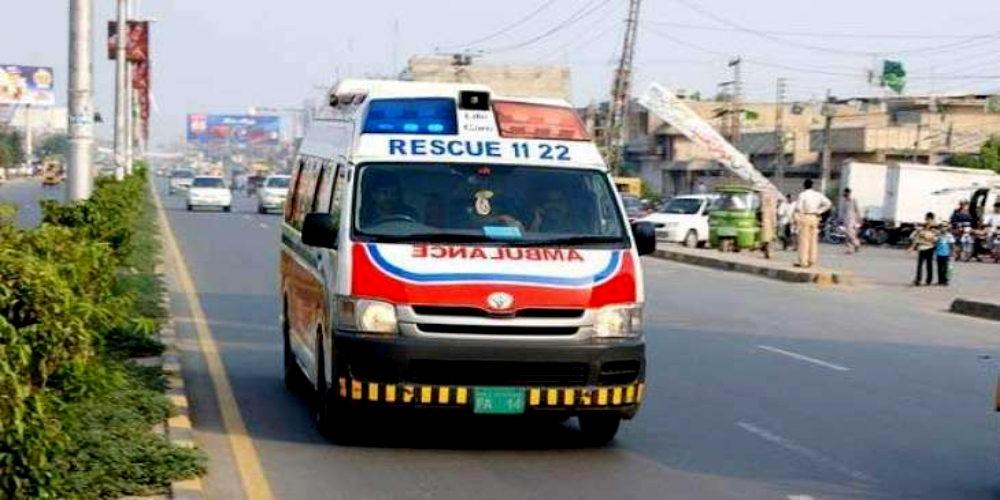 Blast in Peshawar injures 7