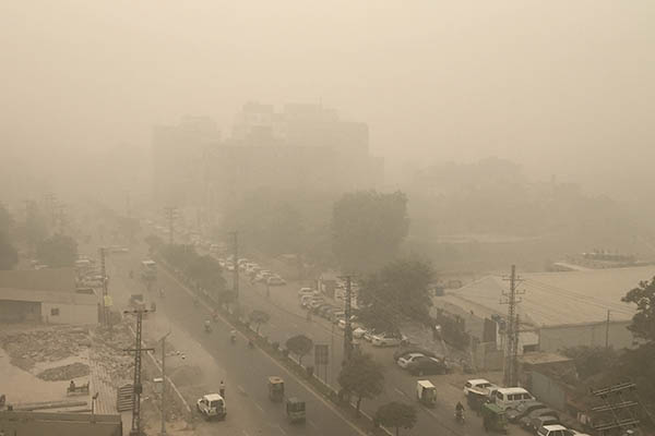 LHC wants 50 per cent attendance in offices due to smog