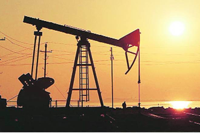 Oil prices in international market tops $70 per barrel
