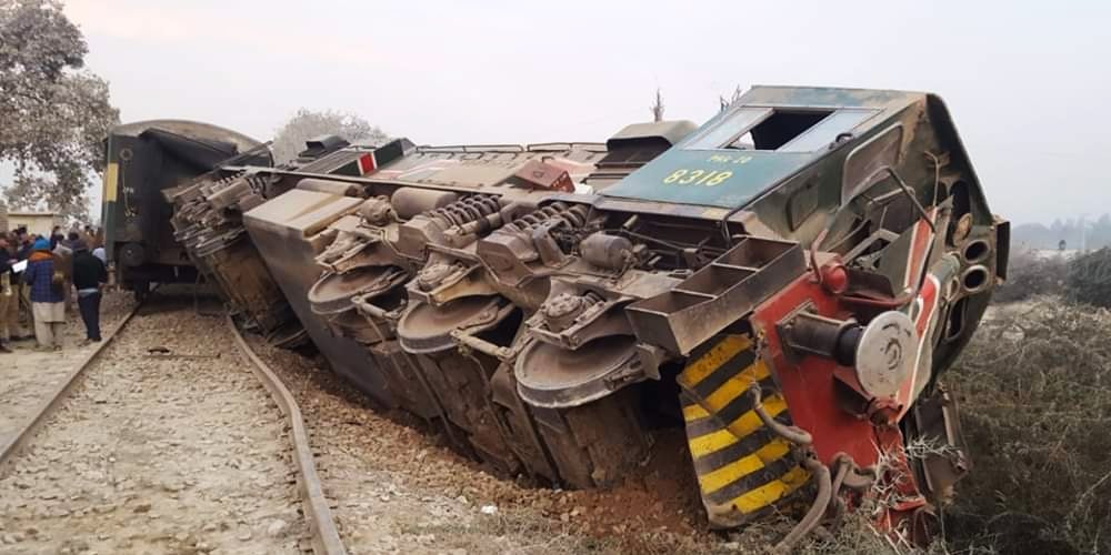 Bumper, Train Collision claims one life in Sargodha