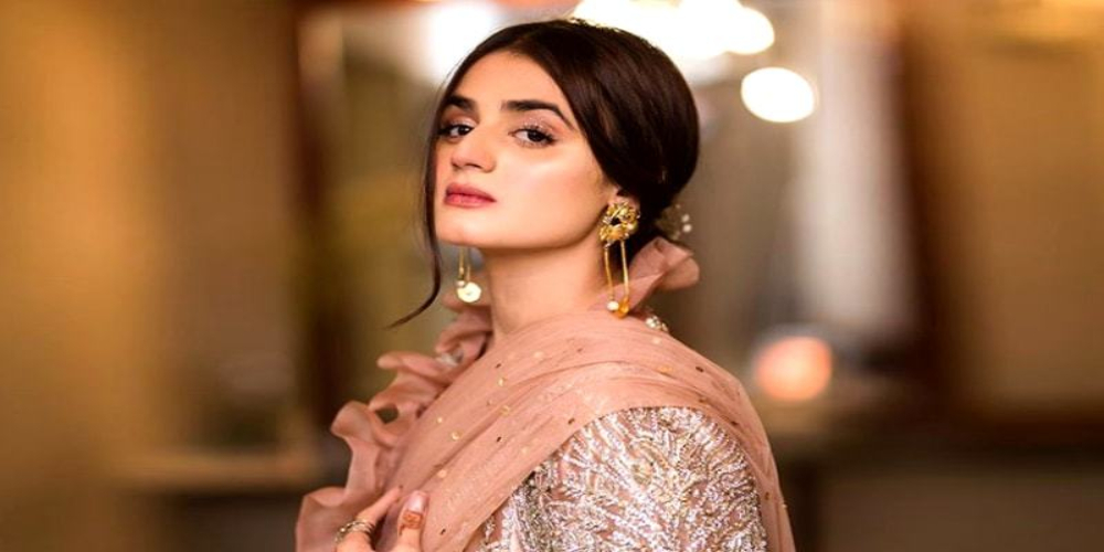 Hira Mani’s killer dance moves left million fans awestruck