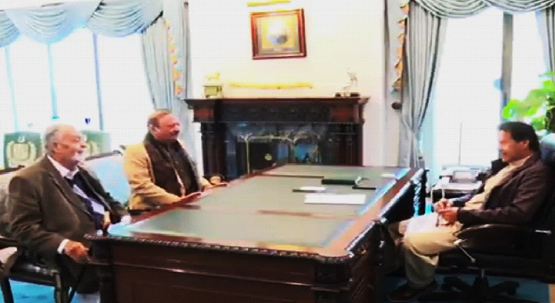 PM Imran calls on former President, PM of Azad Kashmir