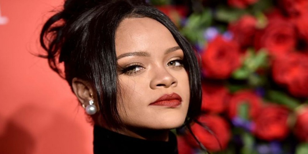 Rihanna broke up from boyfriend after three years