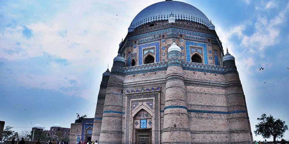 Hazrat Shah Rukn-e-Alam Urs begins in Multan