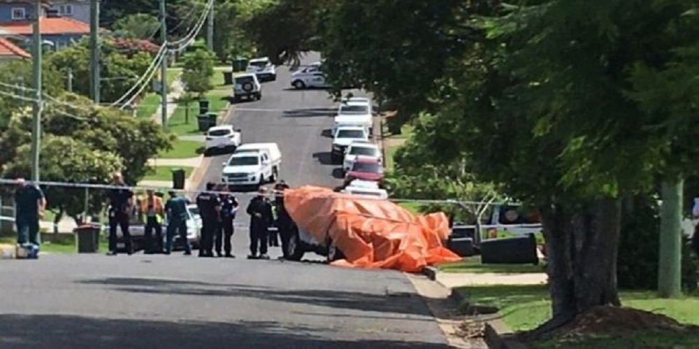 Four people, including 3 children, have died as the car caught fire in the Australian city of Brisbane.