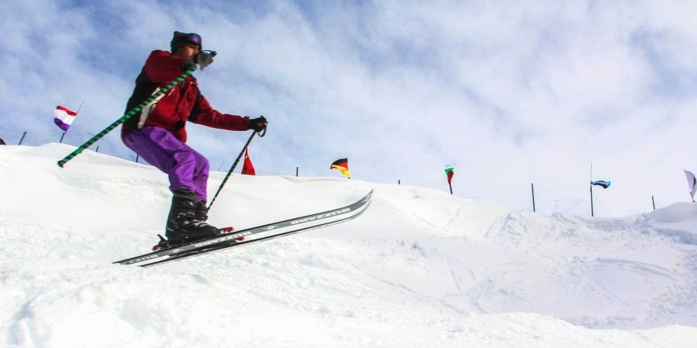 36 international skiers arrive Pakistan for int'l ski races