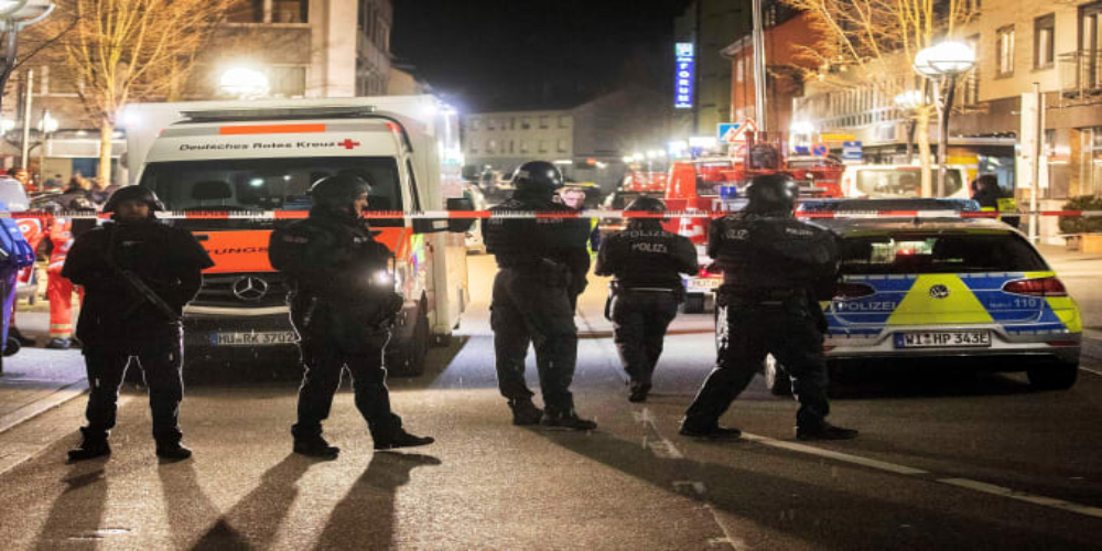 Shooting near Frankfurt kills eight people, investigation underway
