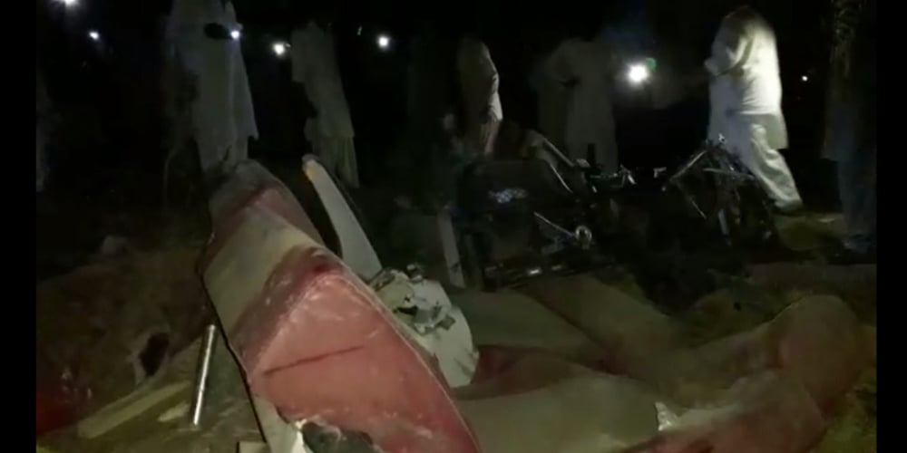 Pakistan Express collides with passenger coach, 19 killed