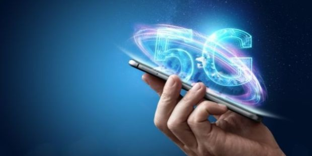 Tesco Mobile launches 5G at several UK locations, starting at £15 per month
