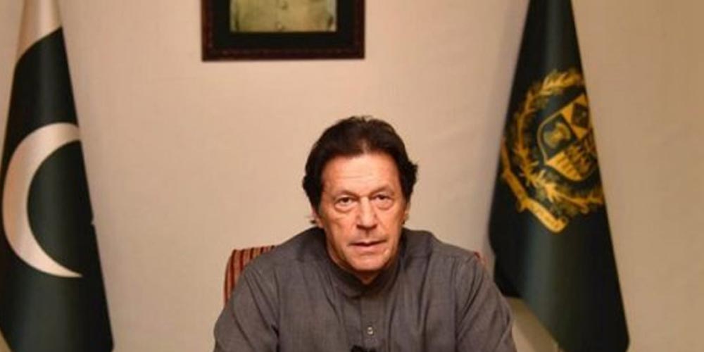 PM Imran urges nation not to panic amid coronavirus pandemic