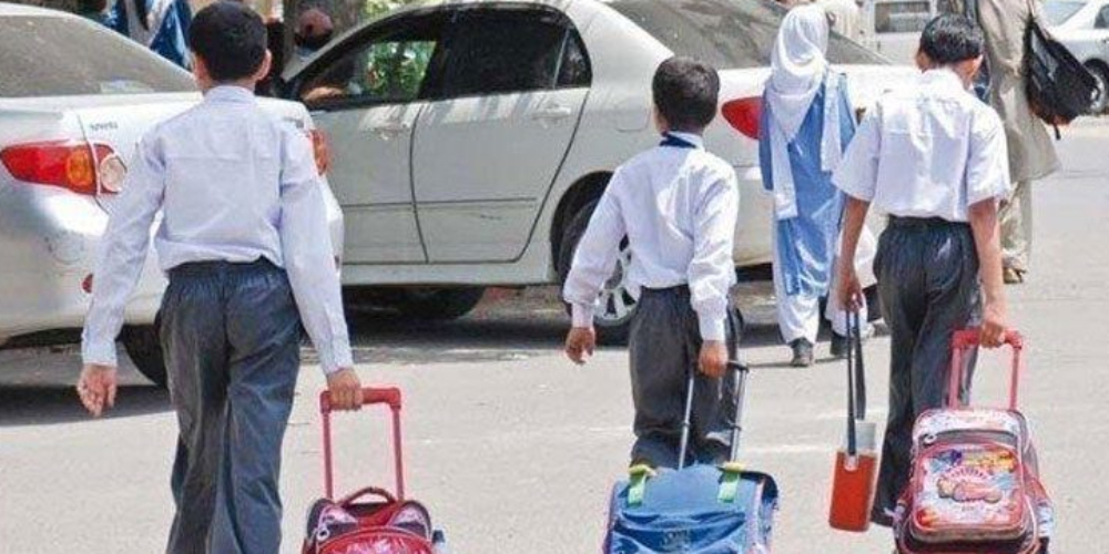 School Vacations to extend in Sindh after 9 more coronavirus cases in Karachi