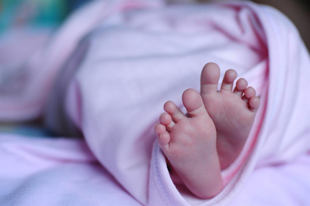 Newborn child tests positive for novel coronavirus in London