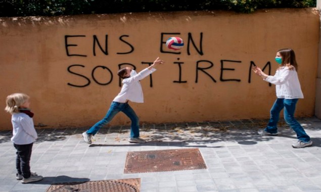 Spain children playing