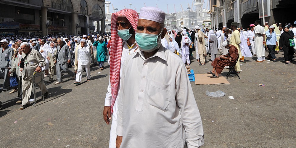 Over 300 Pakistani Umrah pilgrims stranded in Saudi Arabia