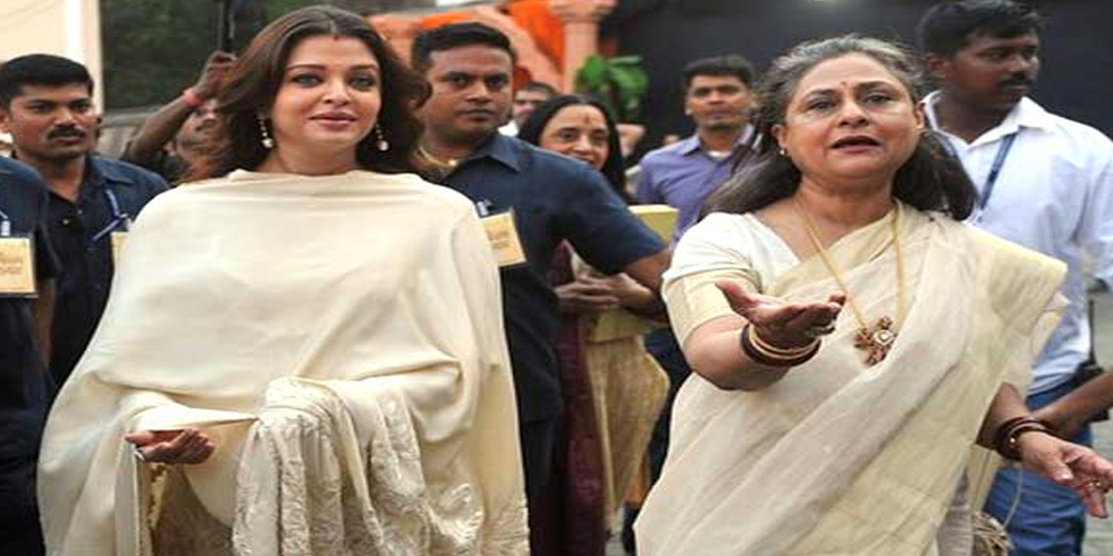 aishwarya rai and jaya bachchan
