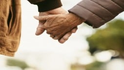 Coronavirus: Couple, who had been married for 70 years die six hours apart