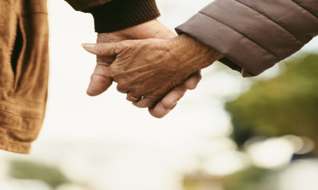 Coronavirus: Couple, who had been married for 70 years die six hours apart