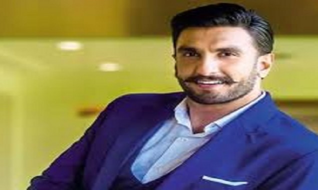 Ranveer Singh falls into the ‘Dhol’ while dancing in an award show