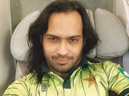 Trend Setter of LockDown Social Media Shows - Waqar Zaka Trend Setter of LockDown Social Media Shows - Waqar Zaka