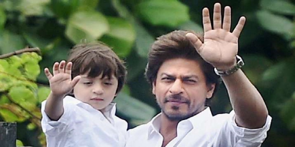 Shah Rukh Khan's son gets a cute proposal
