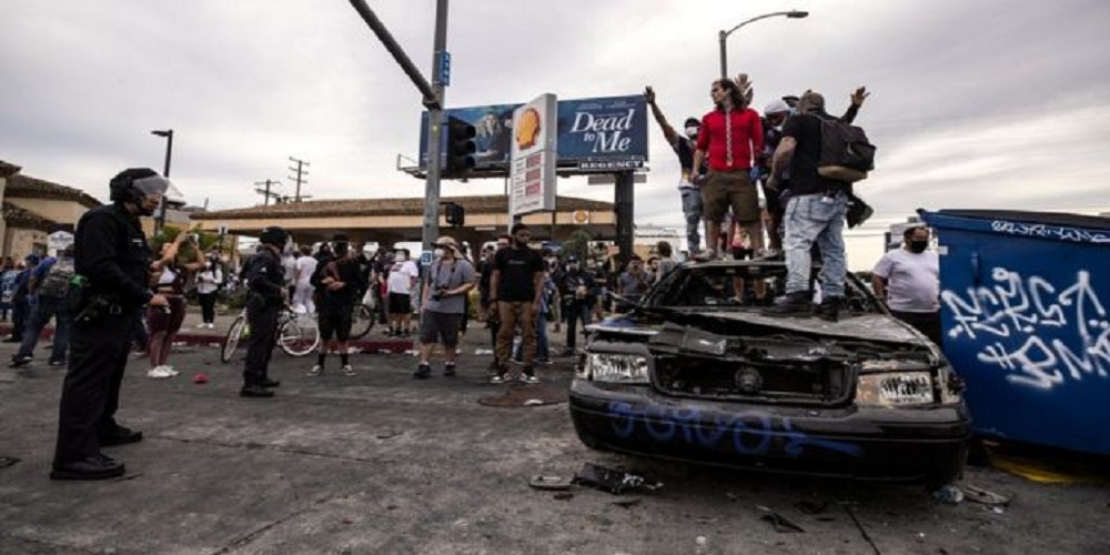 George Floyd death-US imposes curfew to avoid clashes