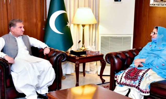 FM Qureshi holds meeting with Defence Minister Zubaida Jalal