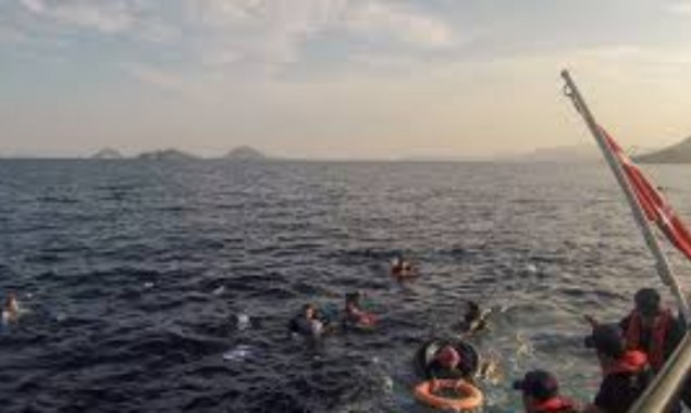 Turkish guard rescues 26 Syrian refugees in Aegean Sea