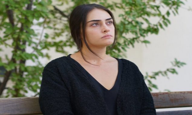 Turkish star Esra Bilgic shares her condolences over Zara Abid