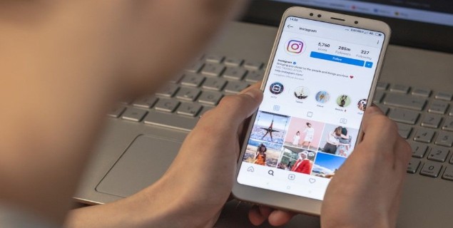 How to download Instagram videos, photos on phone