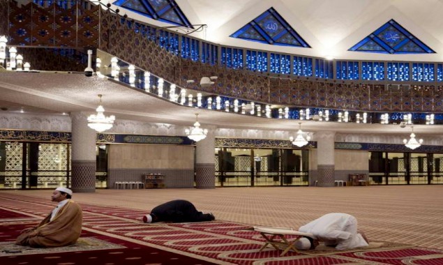 Malaysia will be easing ban on mass prayers ahead of Eid