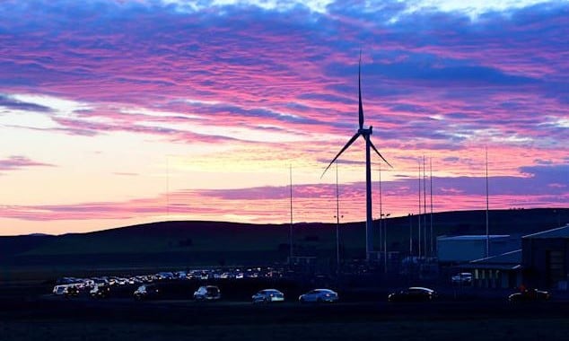 EU moves to tamp down high energy prices
