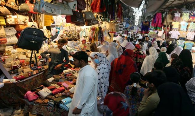 Authorities in Karachi reopen sealed markets for Eid shopping