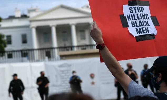 Protests at White House over George Floyd’s death in police custody