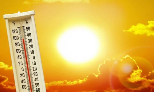 Karachi receives a hot weather today as temperature reaches 38 °C