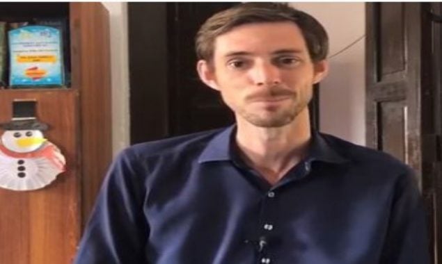 British citizen learns Sindhi, teaches English to students in Sindh