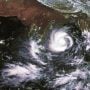 A super cyclonic storm likely to hit India, Several migrants evacuate eastern coast