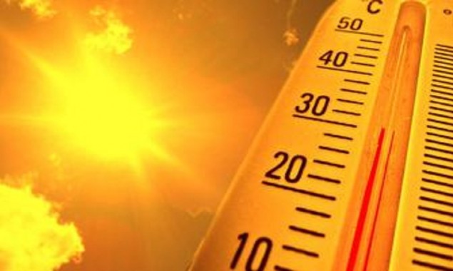 Karachi receives hot temperature as mercury reaches 37 °C