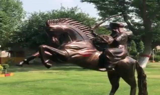 ‘Ertugrul Ghazi’ statue erected in Lahore