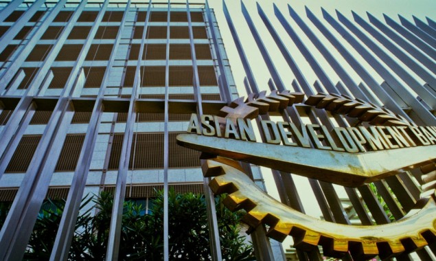 Pakistan receives $1 billion loan from ADB, World Bank to fight COVID-19