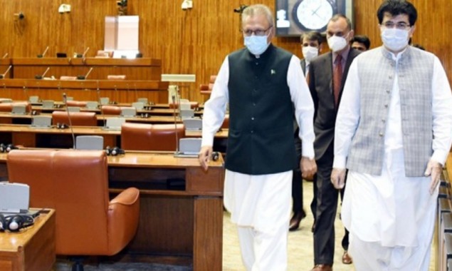 President Dr. Arif Alvi visited Upper House and met Chairman Senate